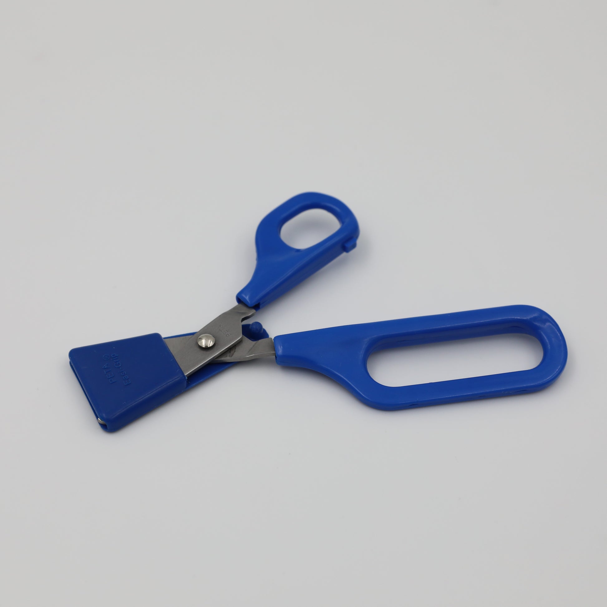 Right-handed Long Loop Self-Opening Scissors with blue handle and blue blade guard for safe storage.