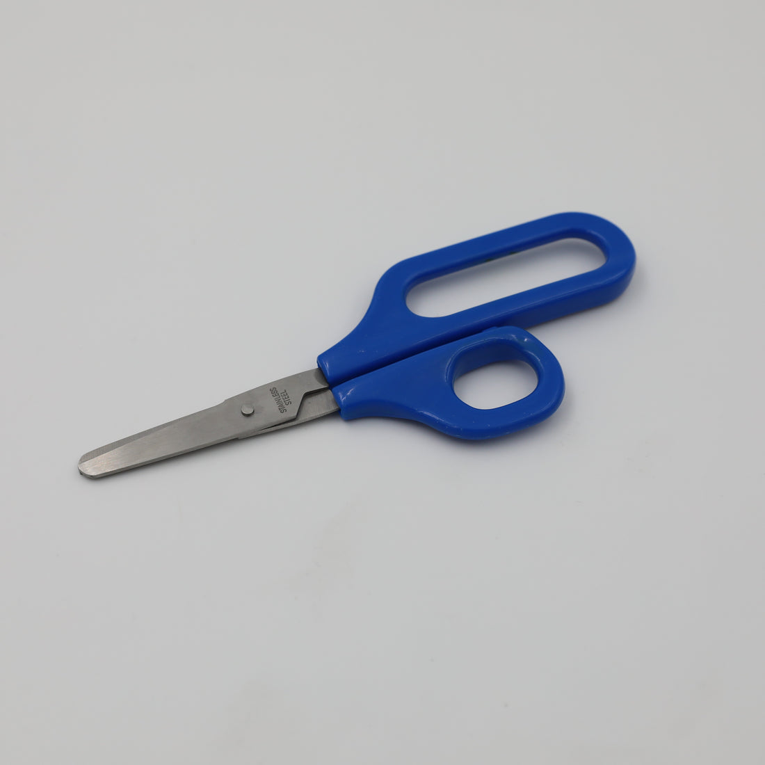 Right-handed Long Loop Scissors with blue handle, designed for children with special needs and poor motor control.